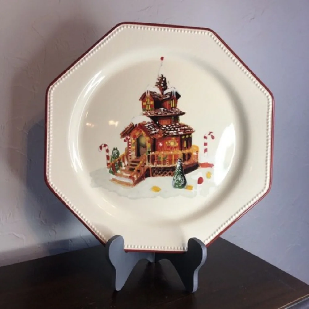 Williams-Sonoma Gingerbread House Serving/Chop Plate Red Trim 14” Octagonal